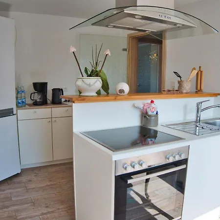 Ferienwohnung-m8 Im Schoenen Werratal Appartamento *